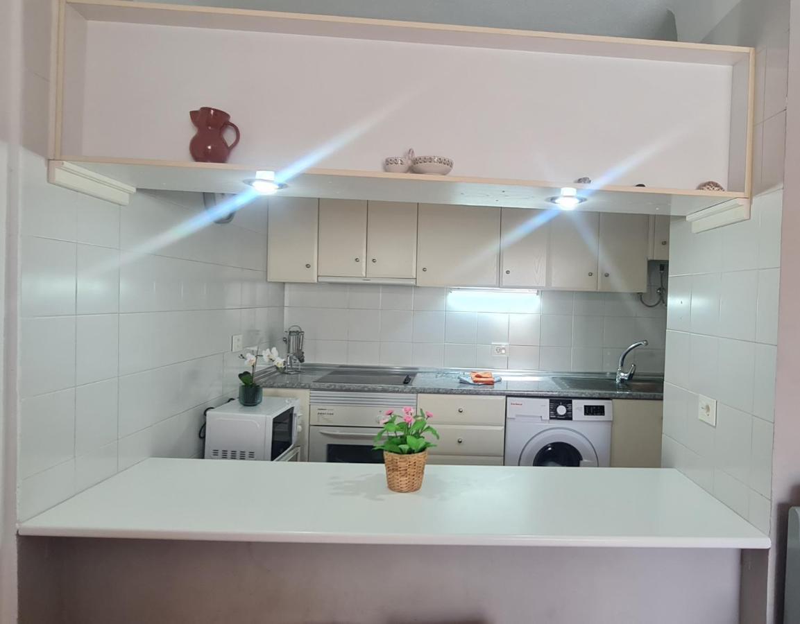 Vivienda Vacacional Marineda Sol Con Piscina El Medano Εξωτερικό φωτογραφία
